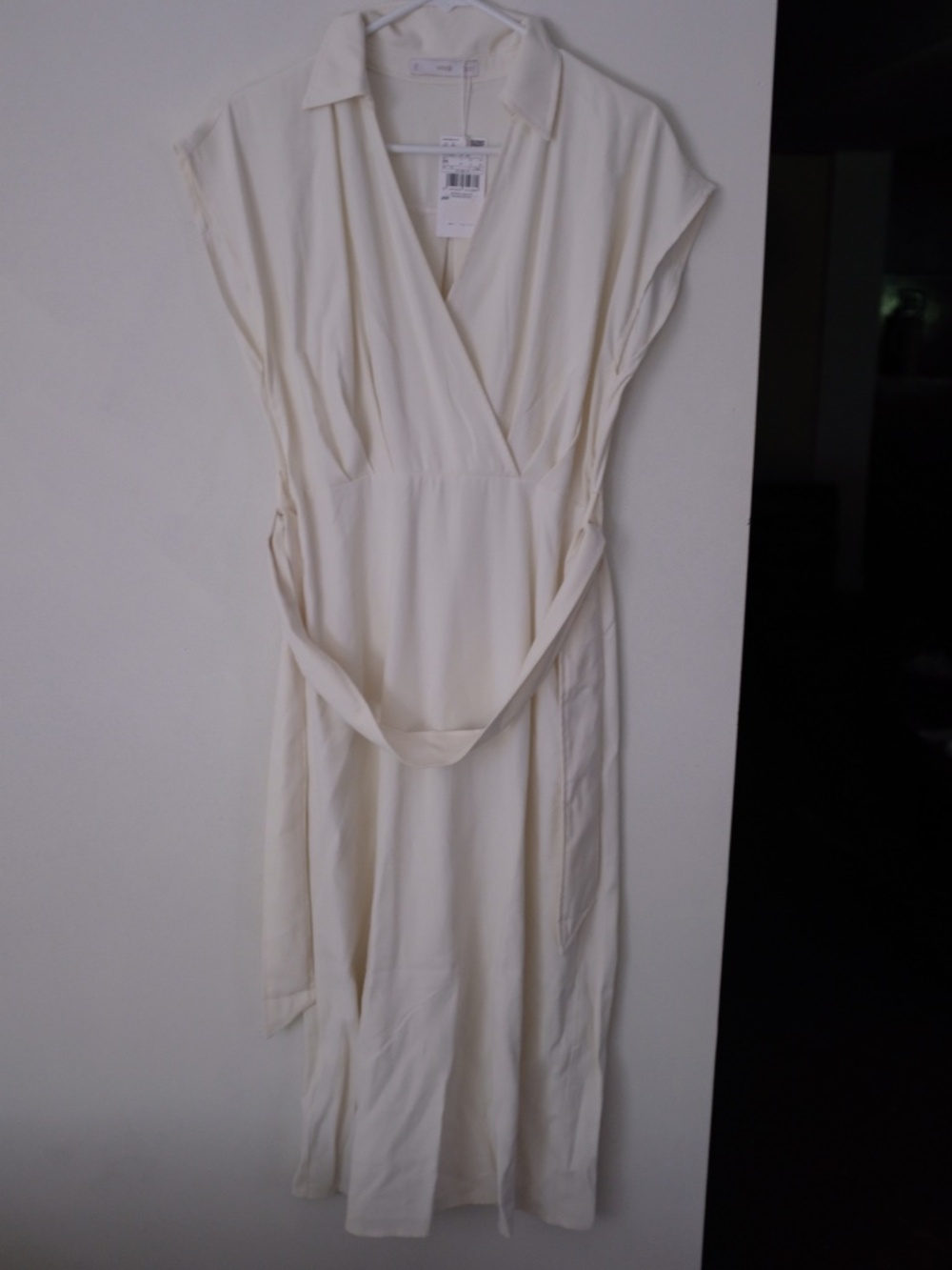 NWT MANGO CREAM MIDI DRESS SIZE MEDIUM